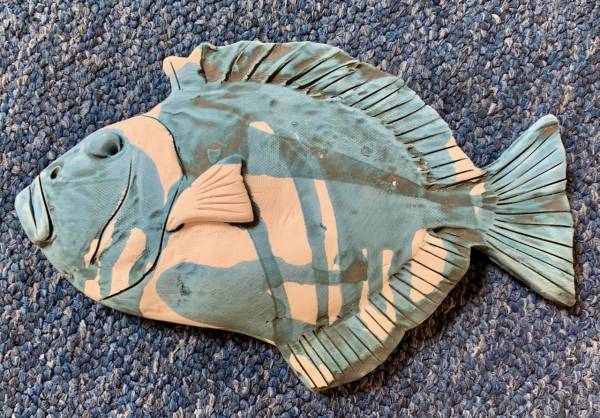 - a Ceramic by Fiona Bates, measuring 14 x 22 cm (H x W) £42
